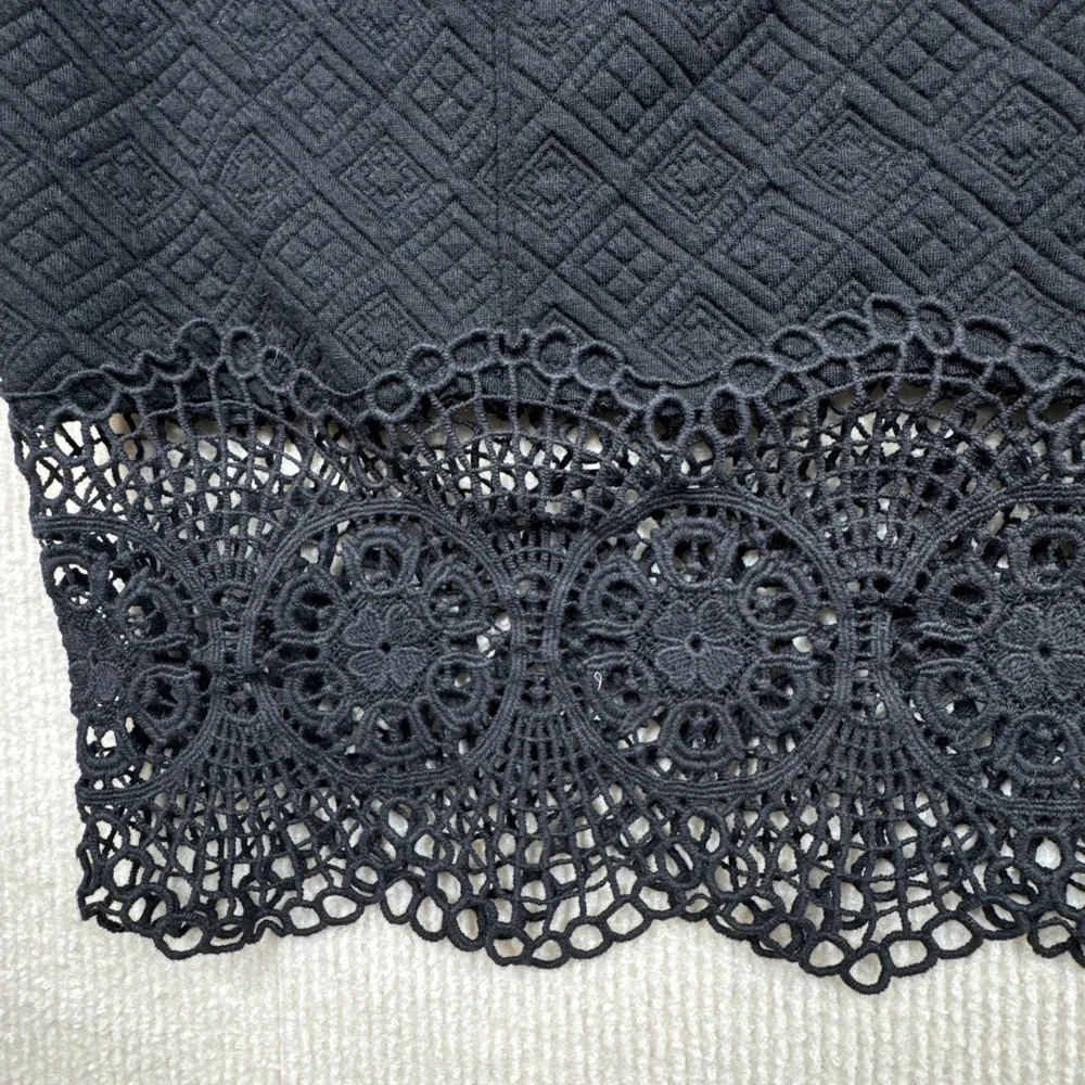 Free People‎ Skirt Women M Black Quilted Crochet Lace Hem Pencil Midi Slit